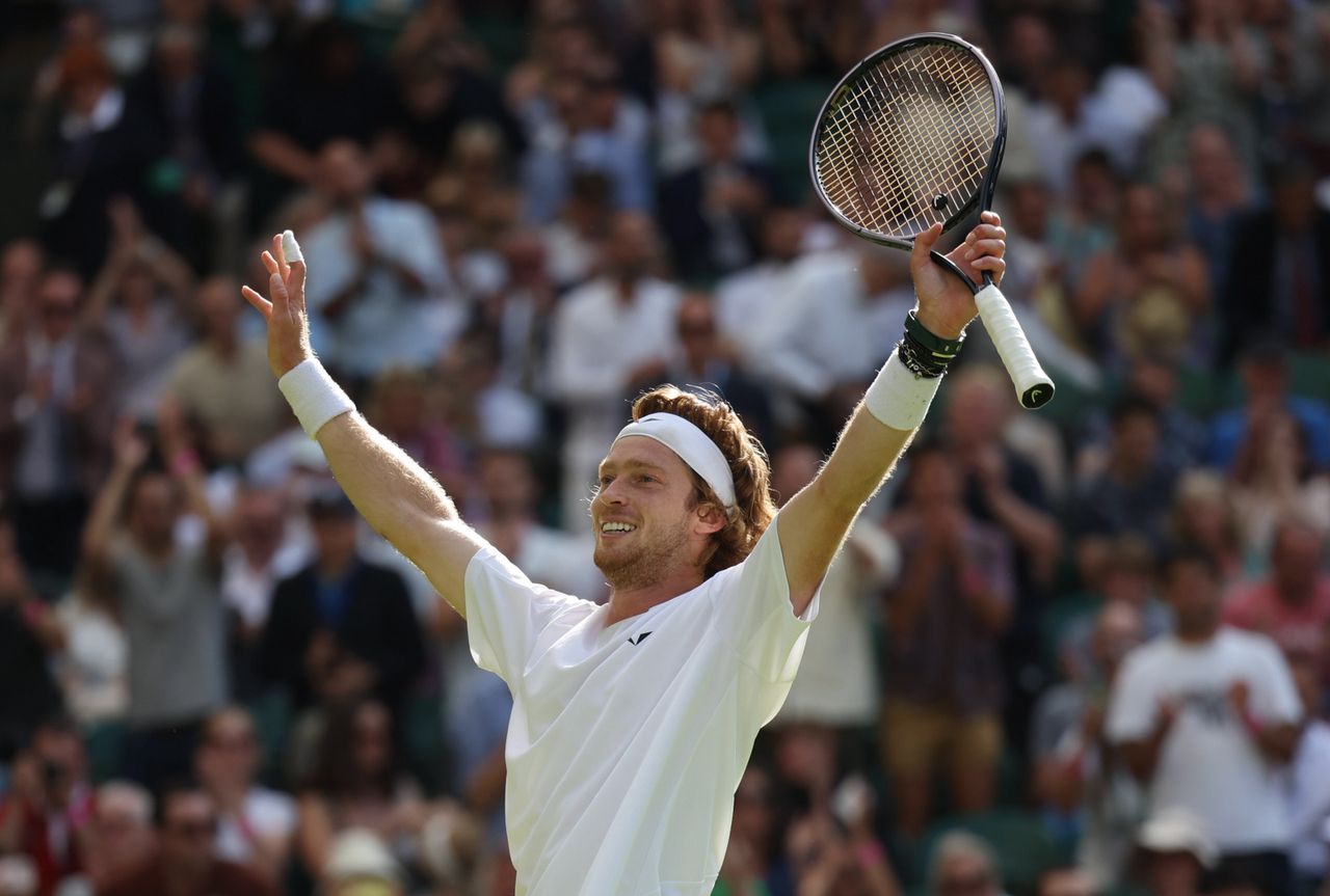 Fantastyczna bitwa o ćwierćfinał Wimbledonu Hubert Hurkacz poznał