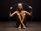 Nowy zaskakujący trend - fitness nago
