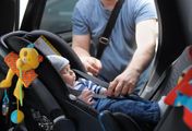 Fotelik samochodowy do 500 zł - przegląd najlepszych modeli