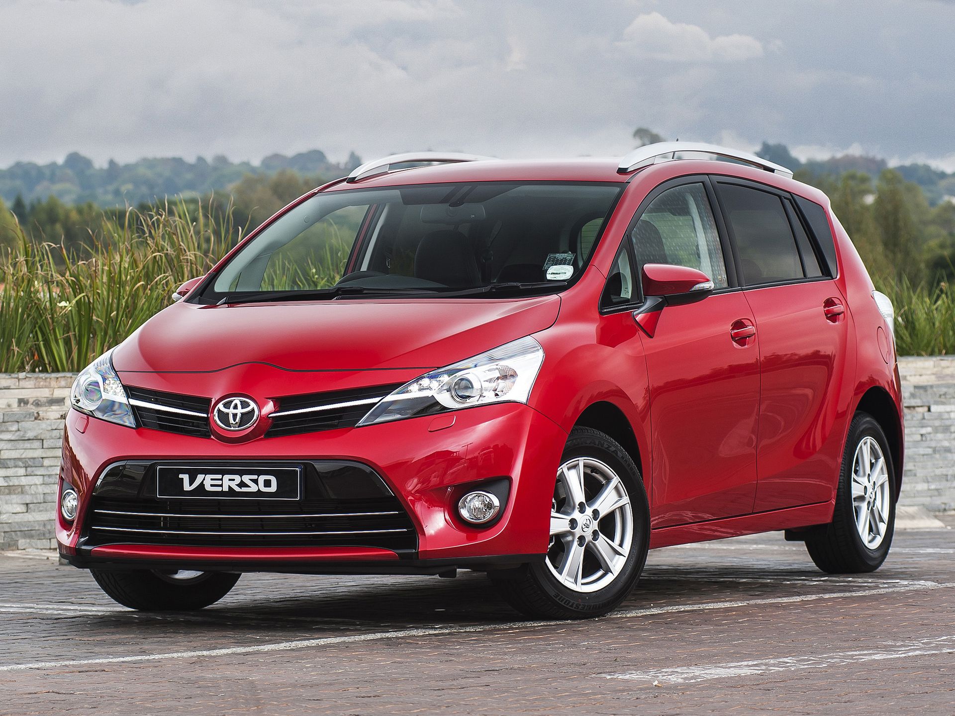 Toyota Verso Dane Techniczne Spalanie Opinie Cena Autokult Pl