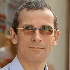 Lek. Dariusz Czubiński