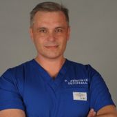 Dr n. med. Piotr Żbikowski