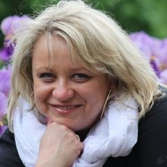 Mgr Monika Wróbel