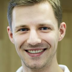 Lek. dent. Tomasz Łukasik