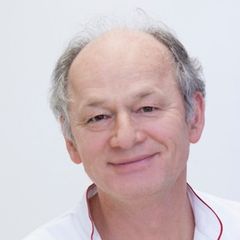 Lek. dent. Konrad Rutkowski
