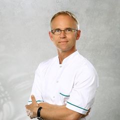 Lek. Jacek Sędzik