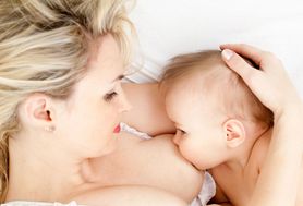 Mleko matki jest bardzo wartościowe. Poznaj jego właściwości