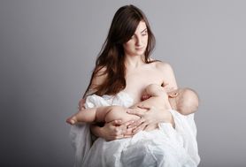 Czy wiesz, czego unikać w czasie karmienia piersią?