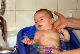 O tym musisz wiedzieć przed pierwszą kąpielą swojego maluszka