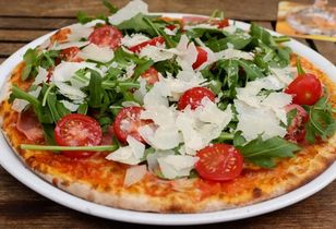 Chcesz przygotować domową pizzę? Sprawdź nasz pomysł na pyszny sos