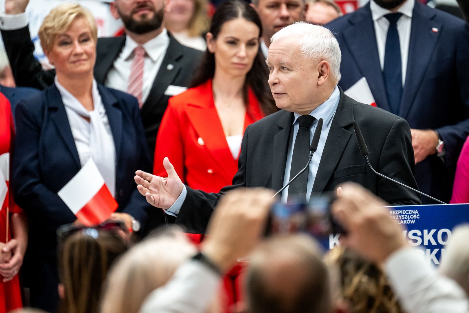 Afera wizowa PiS do rozliczenia Reakcje na komisję śledczą