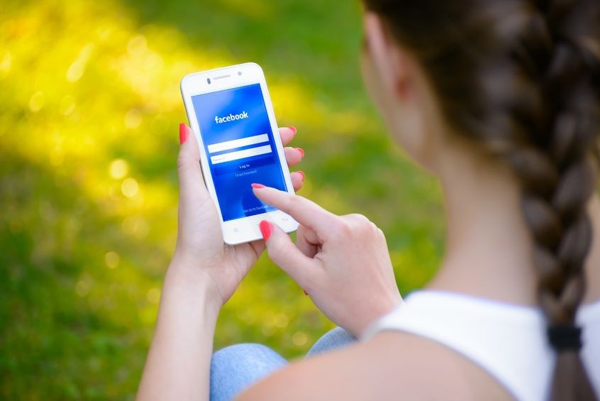 Treści wstawiane na Facebooka mogą służyć do zdiagnozowania pierwszych objawów choroby psychicznej