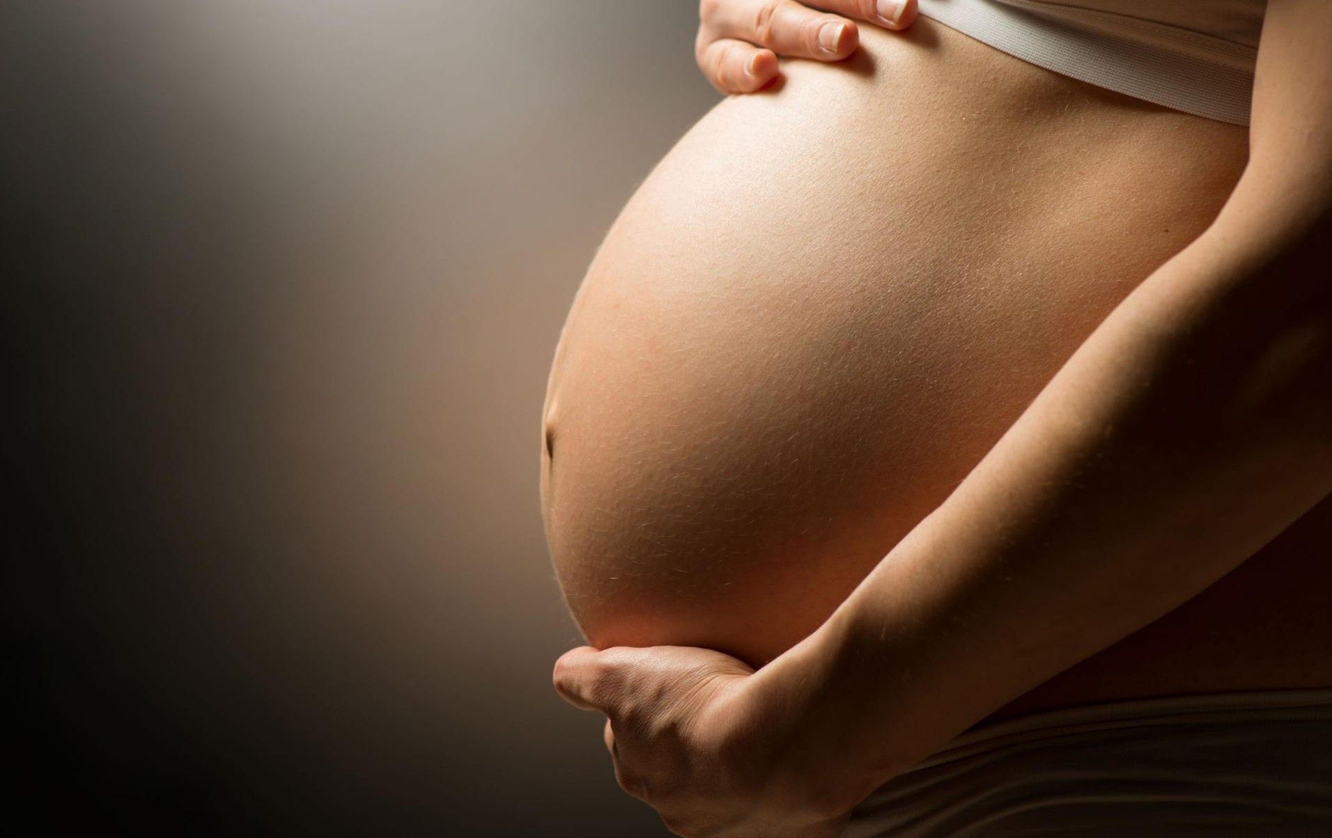 Kobieta w ciąży powinna być pod stałą kontrolą ginekologa
