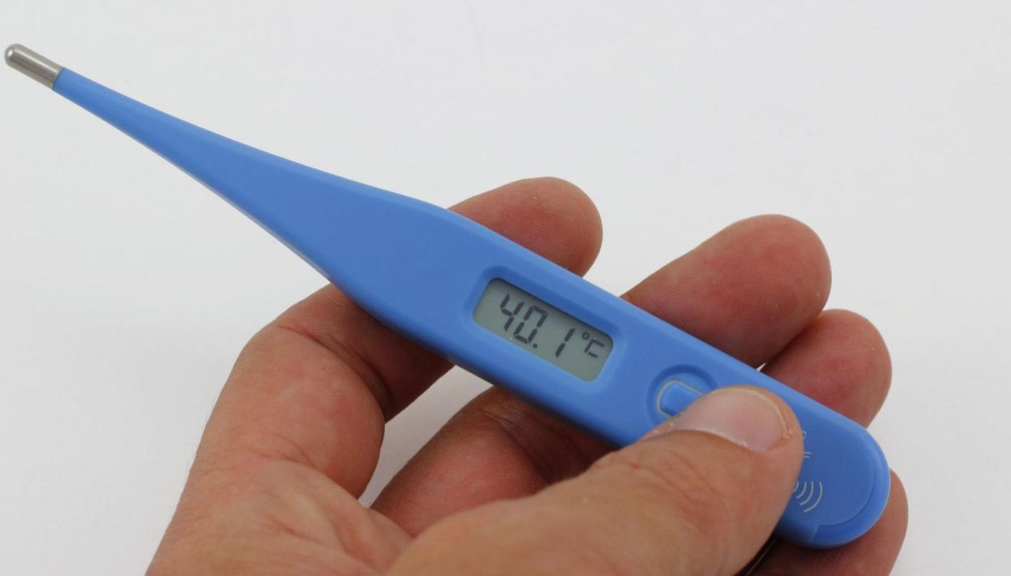 Stan podgorączkowy to temperatura w przedziale od 37,1°C do 37,9°C, wyższa oznacza gorączkę