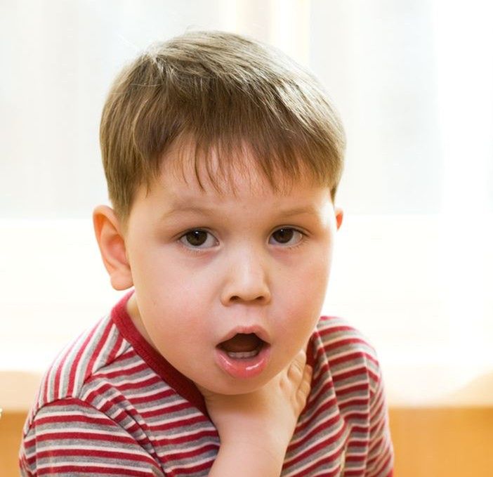 Krztusiec to choroba zakaźna, którą wywołuje pałeczka krztuśca i najczęściej cierpią na nią dzieci do 4. r.ż.