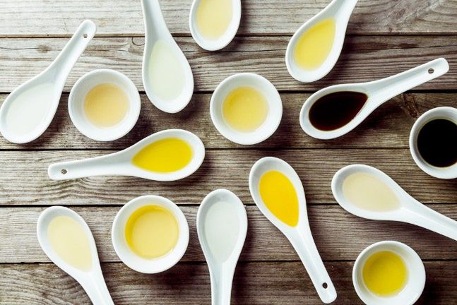 Idealnym dodatkiem do zdrowej sałatki jest niskokaloryczny dressing