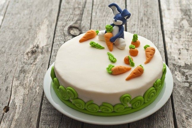 Dzieciaki uwielbiają torty ze zwierzątkami lub postaciami z bajek