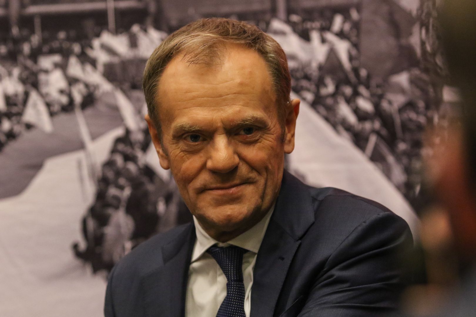 Donald Tusk Na Wakacjach Pokaza Urocze Zdj Cie Z C Rk I Wnuczk