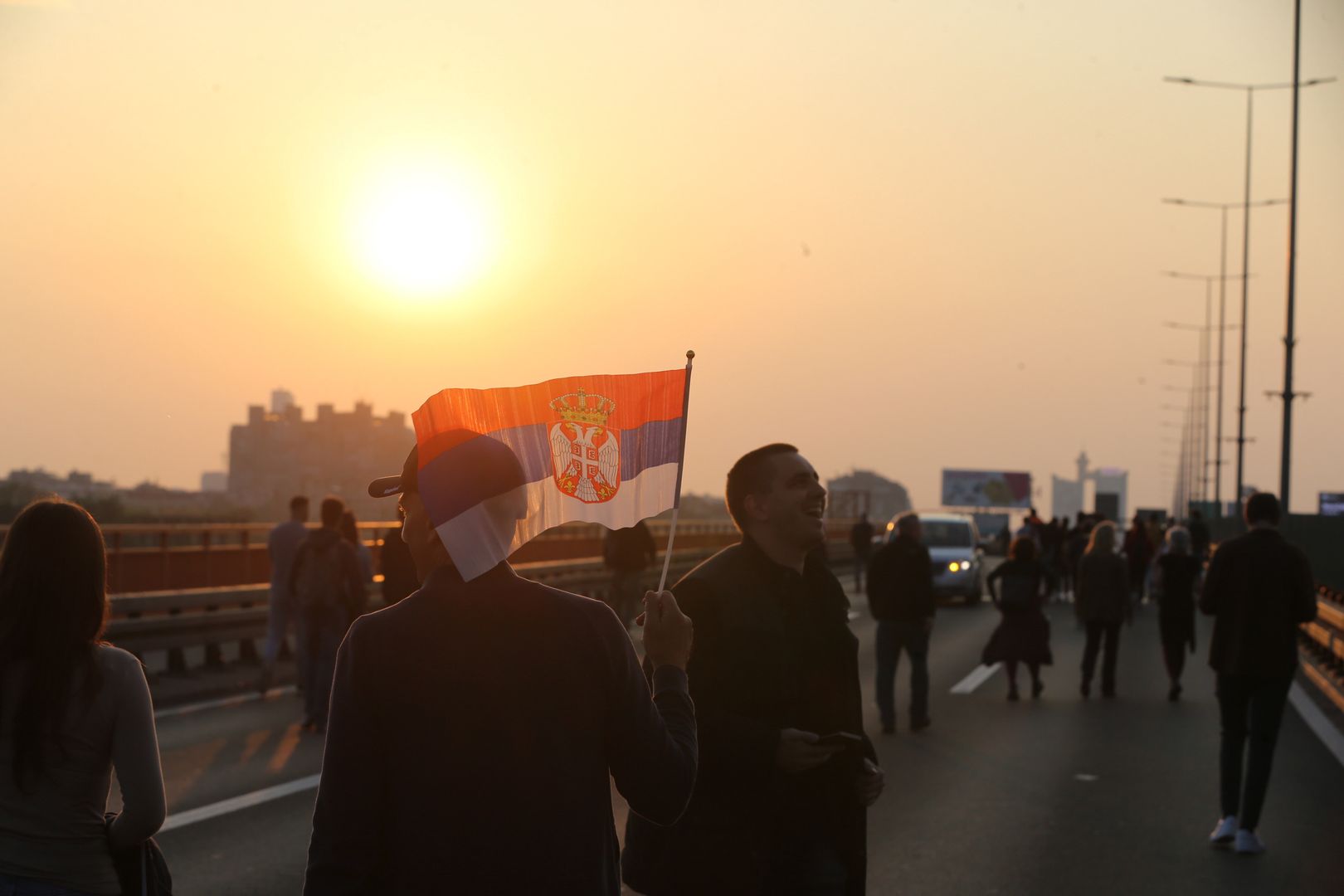 Niespokojnie w Serbii Wielkie protesty przetaczają się przez kraj