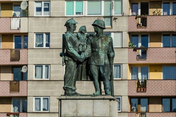 Pomnik Polsko Radzieckiej Przyja Ni Ma Szans Znikn Z Centrum Legnicy