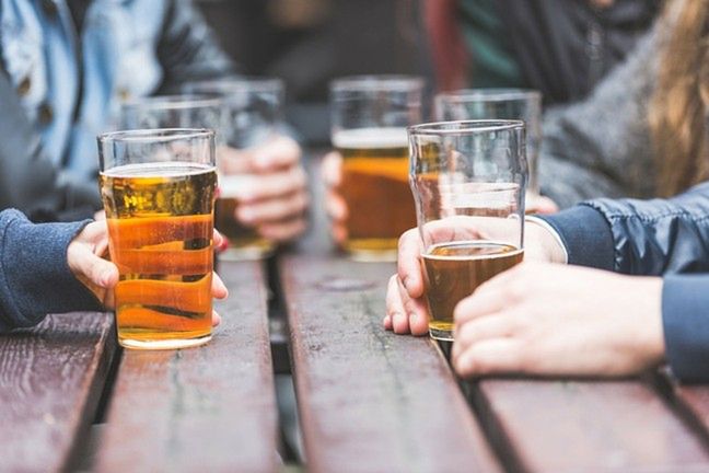 123RF: Alkohol a ryzyko raka
