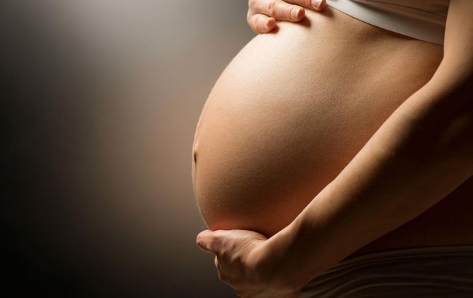 Kobieta w ciąży powinna być pod stałą kontrolą ginekologa