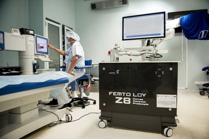 Dzięki femtosekundowemu laserowi, operacje zaćmy wykonywane są z idealną precyzją.