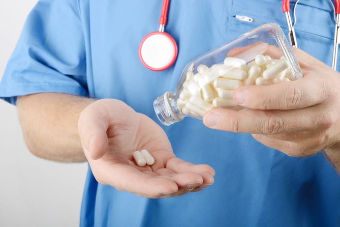 Głównymi lekami stosowanymi w hipercholesterolemii są statyny