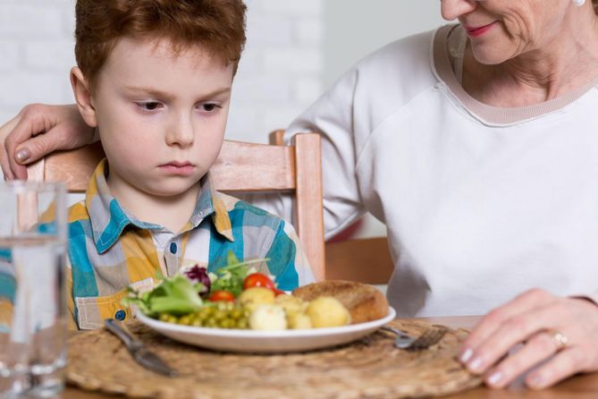 Brak apetytu często pojawia się w wieku dziecięcym