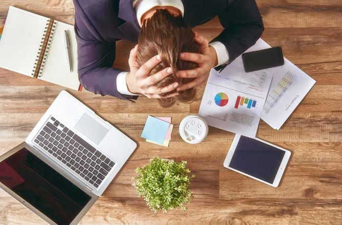 Jak radzić sobie ze stresem? Odpowiedzi na to pytanie szukają osoby przepracowane