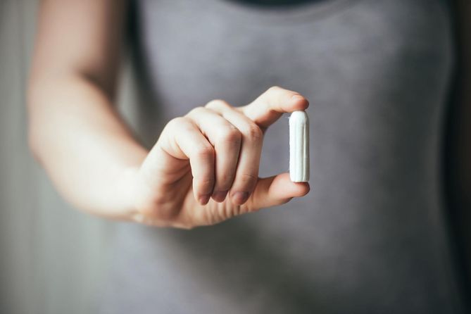 Nieregularny okres może być objawem zaburzeń hormonalnych