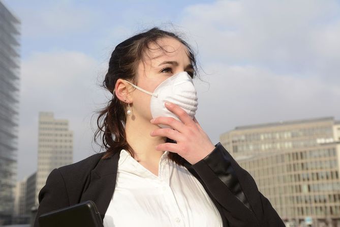 Stężenie smogu w wielu miastach w Polsce osiągnął rekordowo wysokie poziomy
