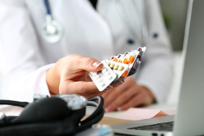 Lekarze nie diagnozują poprawnie zakażeń grzybiczych i często przepisują zbędne antybiotyki