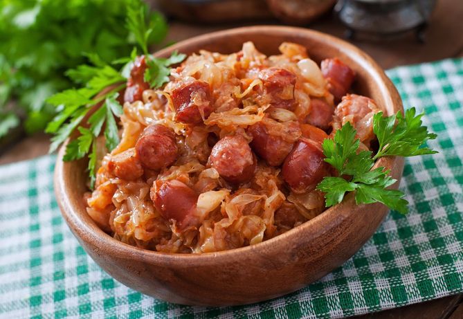 Bigos jest tradycyjną poslką świąteczną potrawą