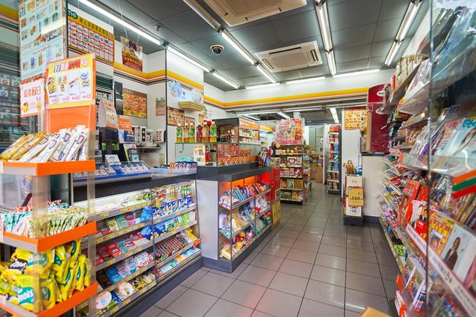 Opakowania produktów niezdrowych o wysokiej kaloryczności mają być wykonane ze zwykłego papieru