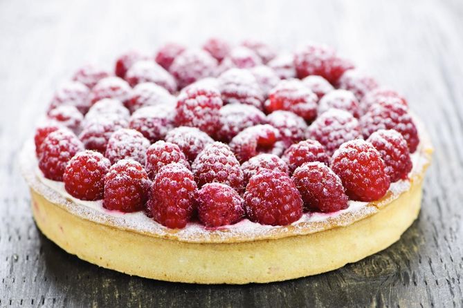 Tarta z malinami / 123RF