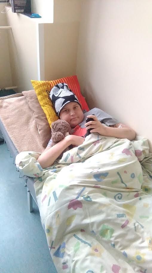 Mateusz od ponad roku nie wychodzi ze szpitala
