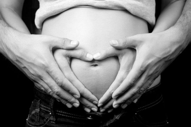 17 tydzień ciąży jest momentem, w którym dziecko zaczyna wykształcać odruch chwytny