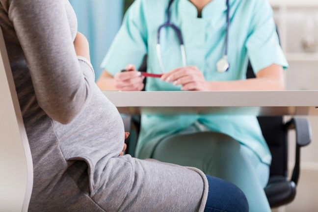 W 38 tygodniu ciąży powinnyśmy zacząć zastanawiać się nad szpitalem, w którym przeprowadzony zostanie poród