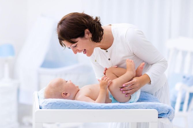 Należy się nauczyć dokładnej pielęgnacji noworodków