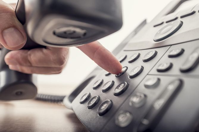 Telefon zaufania może być dobrym doraźnym rozwiązaniem przy problemach z psychiką