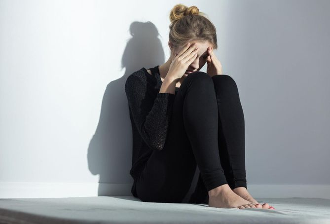 Terapię poznawczo-behawioralną zaleca się chorym z depresją o lekkim i umiarkowanym nasileniu