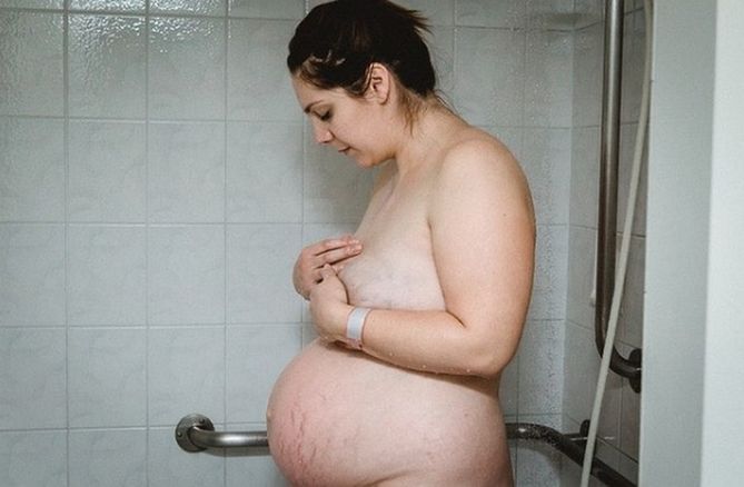 Matka trójki dzieci pokazała jak naprawdę wygląda ciało po ciąży