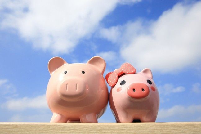 Współcześnie nie tylko ojciec dba o utrzymanie domu – finansowa odpowiedzialność spoczywa także na matce
