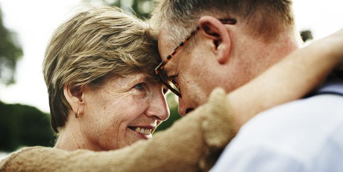 Naukowcy ujawniają, dlaczego kobiety częściej zapadają na alzheimera