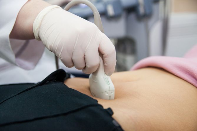 Badanie USG jest często pierwszym badaniem diagnozującym torbiele