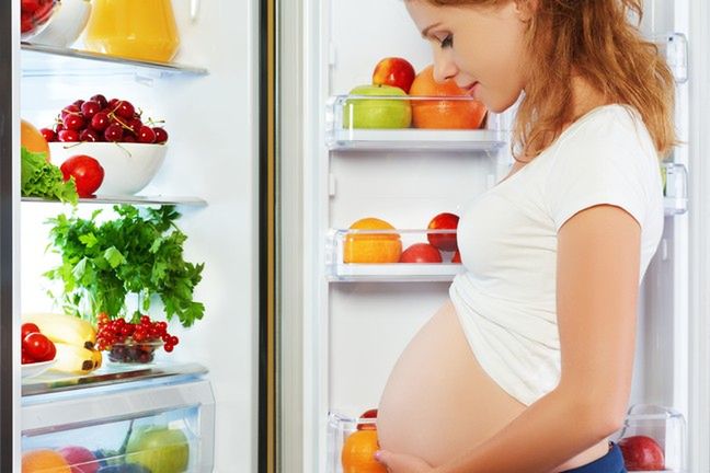 Zbilansowana dieta ciężarnej ma wielkie znaczenie dla przebiegu ciąży i rozwoju płodu