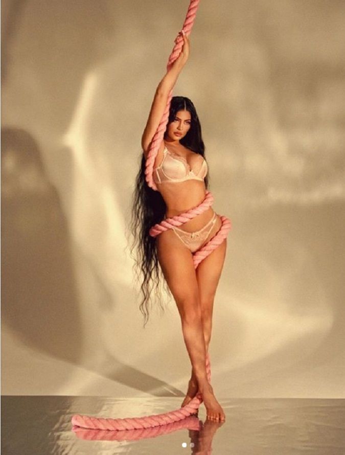 Kylie jenner for tmrw magazine, may 2021. Kylie Jenner Figura 2019 - Kylie Jenner Zdradza Swoj Przepis Na Zdrowie I Smukla Sylwetke Wp Abczdrowie