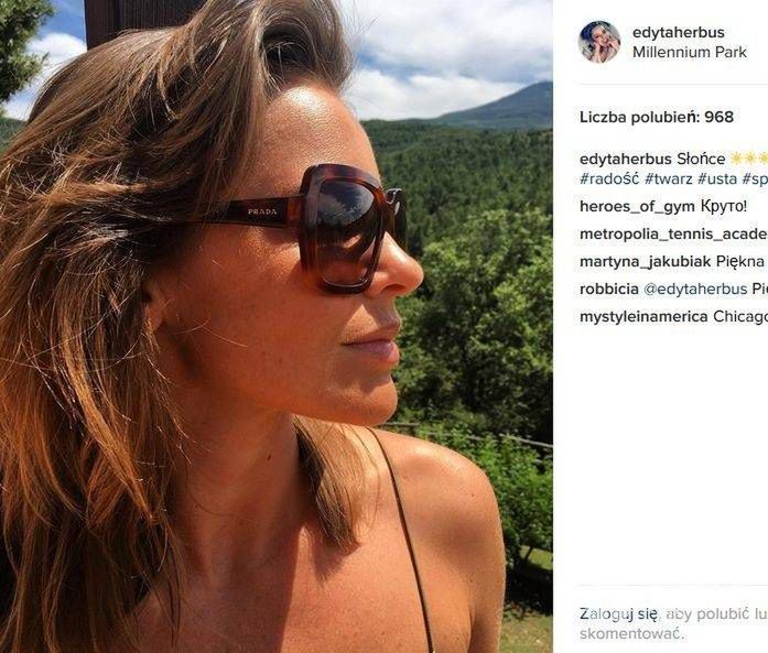 Edyta Herbuś w bikini Fan podniecił się i ma wzwód