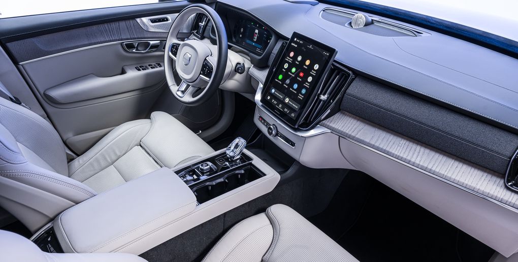 Luksusowy Samochód Roku 2025: Volvo XC90
